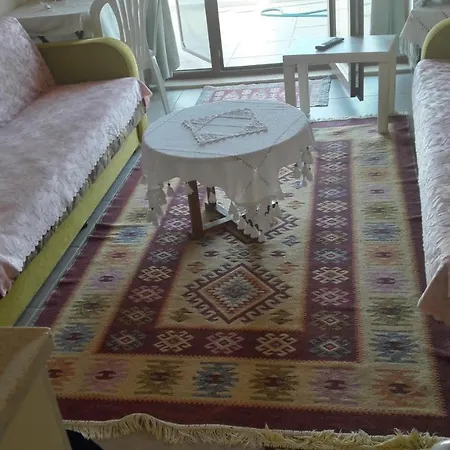 Cebeci Evleri Apartment Palamutbuku